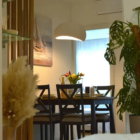 Visilo Apartment Split - 10 Min To Old Town - Park & Sea-2