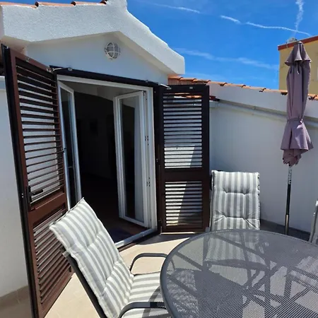 Apartments Felix 2-2