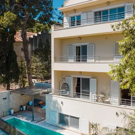 Stunning Home In Split-2