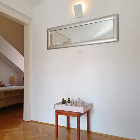 Apartments F&A-2