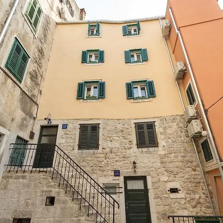 Room Piaceta-3