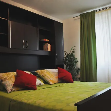 Apartment Center-2