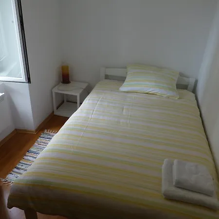 Apartment Elena Rooms-3