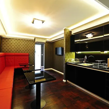 Avant Garde Luxury Rooms-2
