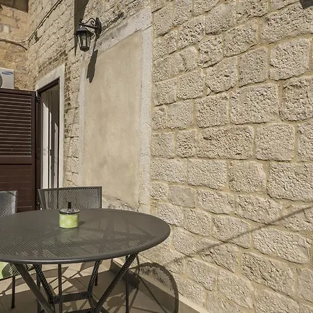 Carrara Accommodation-3