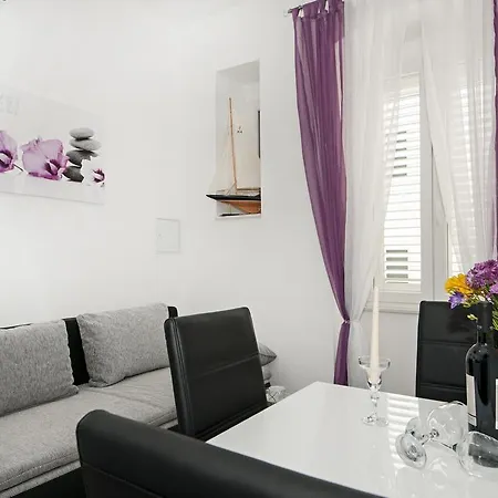 Apartments Mihaela-2