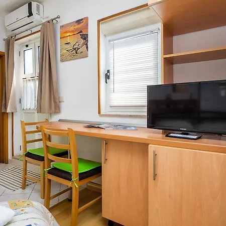 Guesthouse Teta Palmina-3