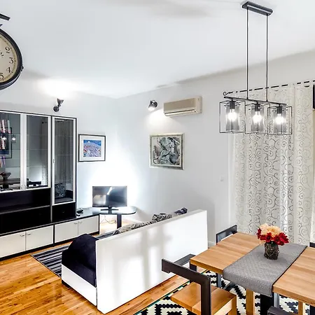 Apartment Majo-2