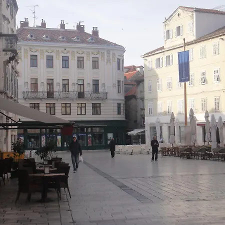 Central Square Piazza-3