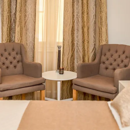 Royal Theatre Studio And Room-3