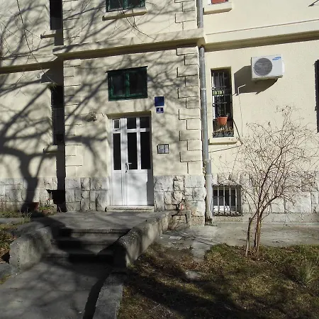 Apartment Ina-2