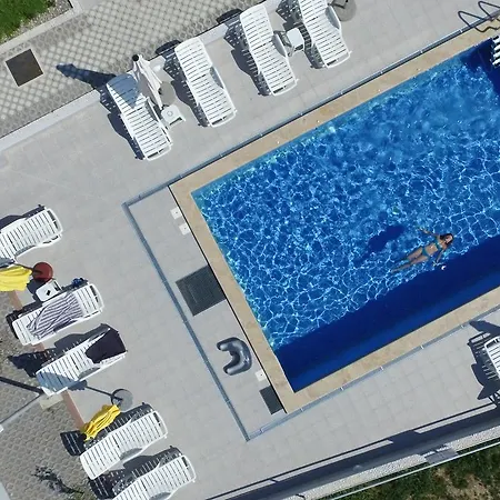 Apartments Kamelija-3