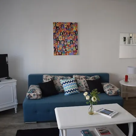 Apartment Optimist/Downtown-2