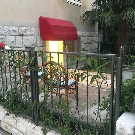 One Bedroom Apartment-3
