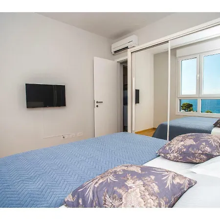Uma Apartment-3
