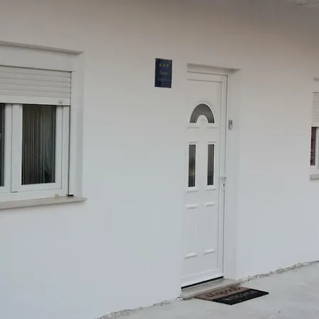 Apartment Nina-2