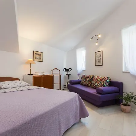 Split Old Town Apartment-2