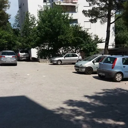 Apartments Lovor-3