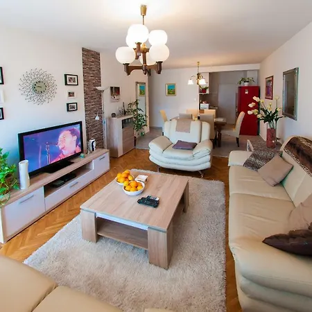 Apartment Mira-2
