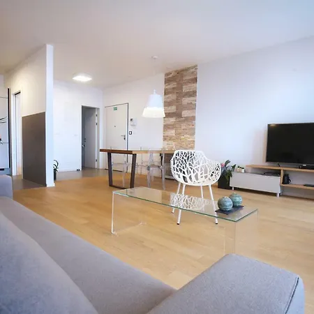 Luxury Apartment Kampanel-2