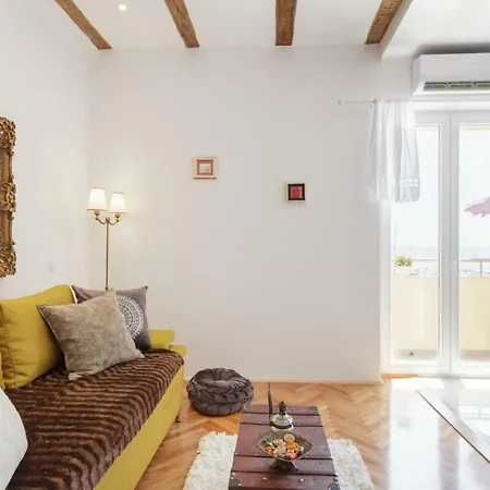 Apartment On The Coast-Jere-2