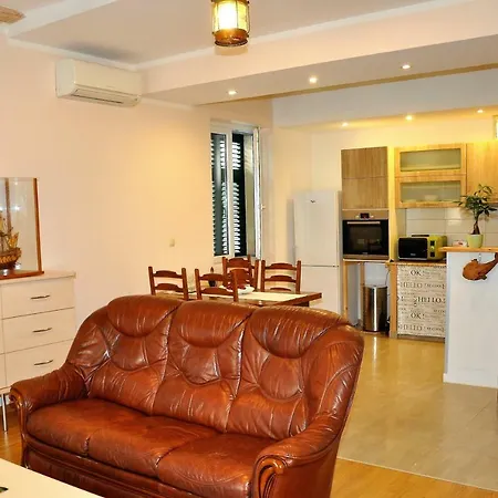 Marta Sea Residence-2