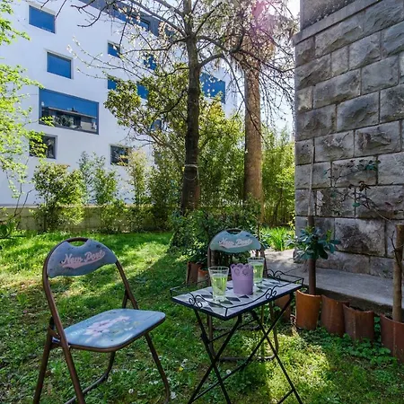 Apartment Hello Love-2