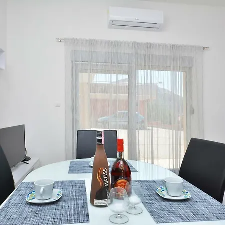 Apartman Lucic-2