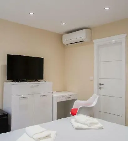 Elegant Residence Rooms-2