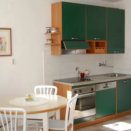 Apartment Definis-2