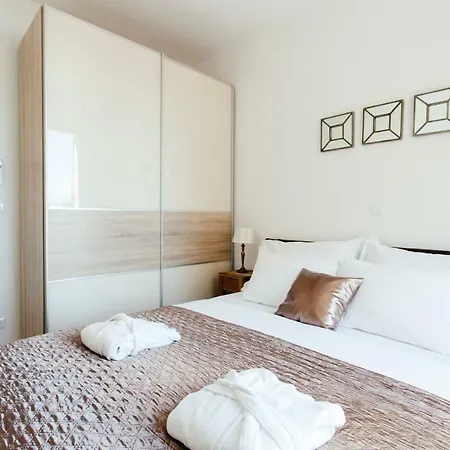 New Luxury Apartment Nives On Seaside-2