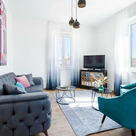 Cozy Apartment Lile In The Heart Of Old Town Split-2