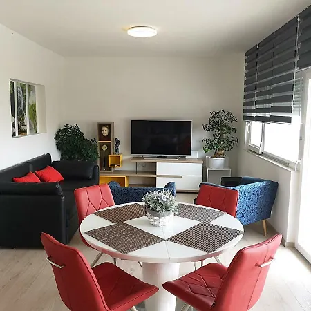 Ac Apartment With 2 Bedrooms And 2 Bathrooms-Free Private Parking-2