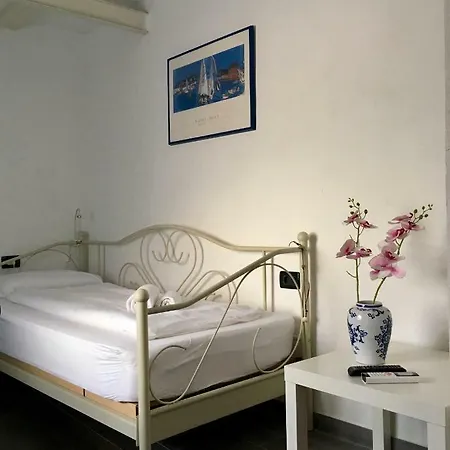 Plaza Stone Apartment-2