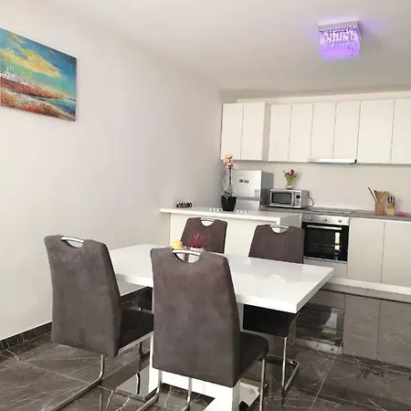 Apartment Sunny Paradise, Center Of Split-2