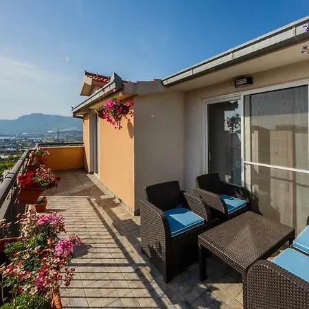 Apartments Selak-2