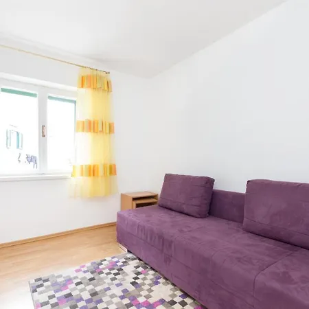 Apartments Varos-3