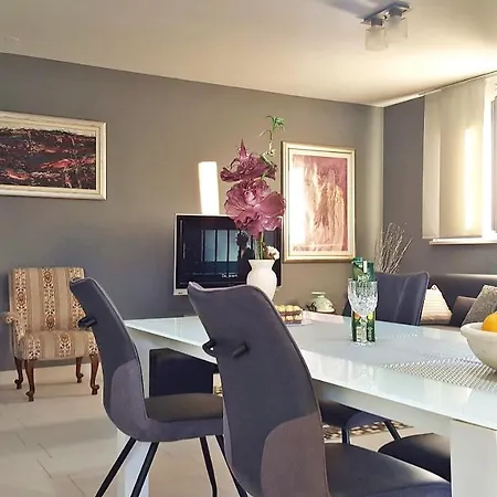Veduta Luxury Apartments-3