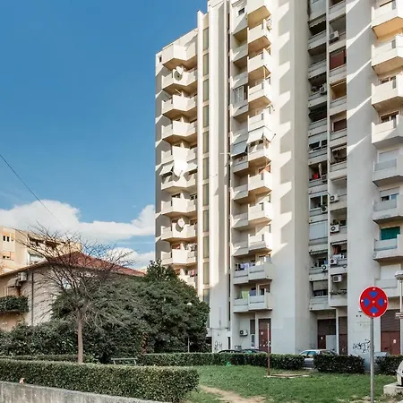 Apartments Hugo-3