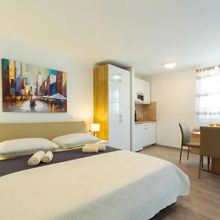 Apartments & Room Libar-2