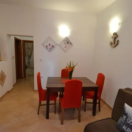 Apartmani Antonia Nakic -Stobrec-2