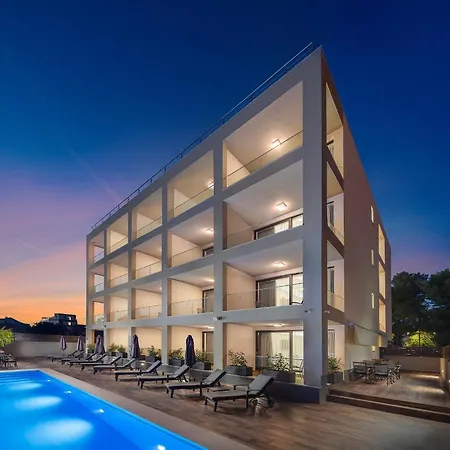 Ellure Luxury Suites-2