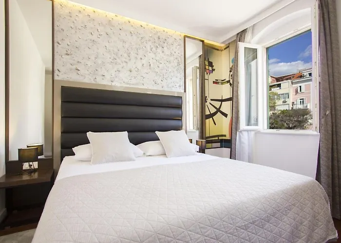 Argentum Luxury Apartment Split