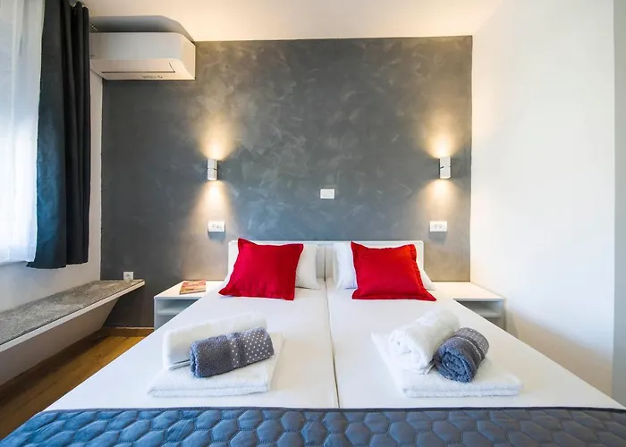 Split Central Luxury Studios