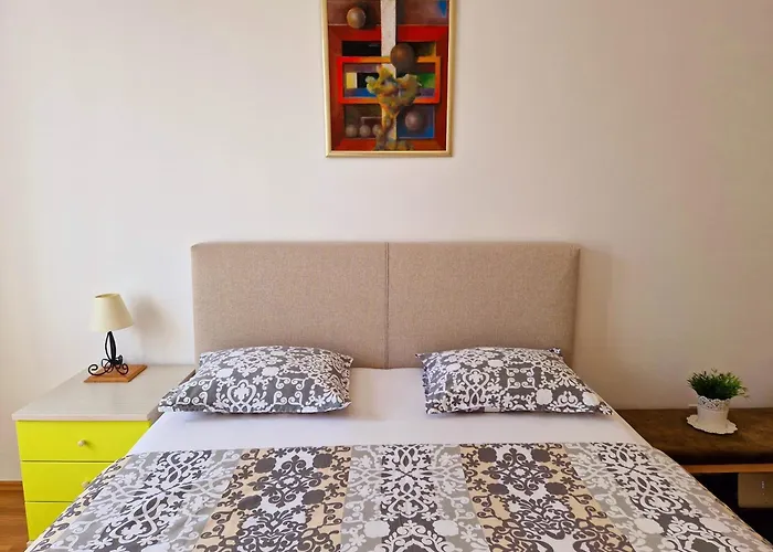 Downtown Apartment Nora Split acceptant les animaux