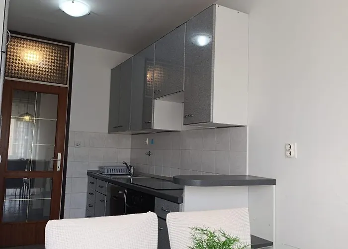 Apartment Azure Split