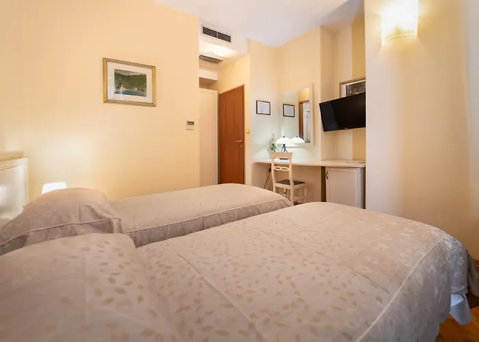Hotels nahe Einkaufszentrum Kaufland