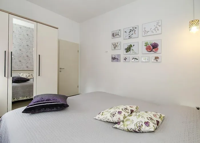 Anna Apartments Split