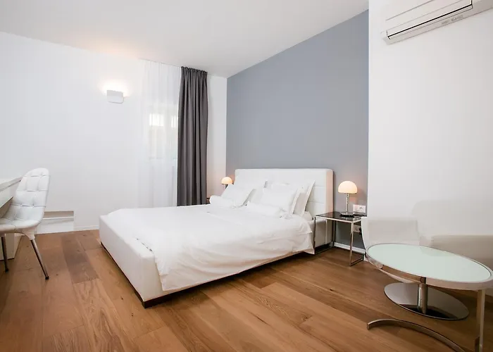 Divota Apartment Hotel Split