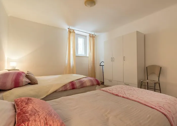 Apartment Nemo Split
